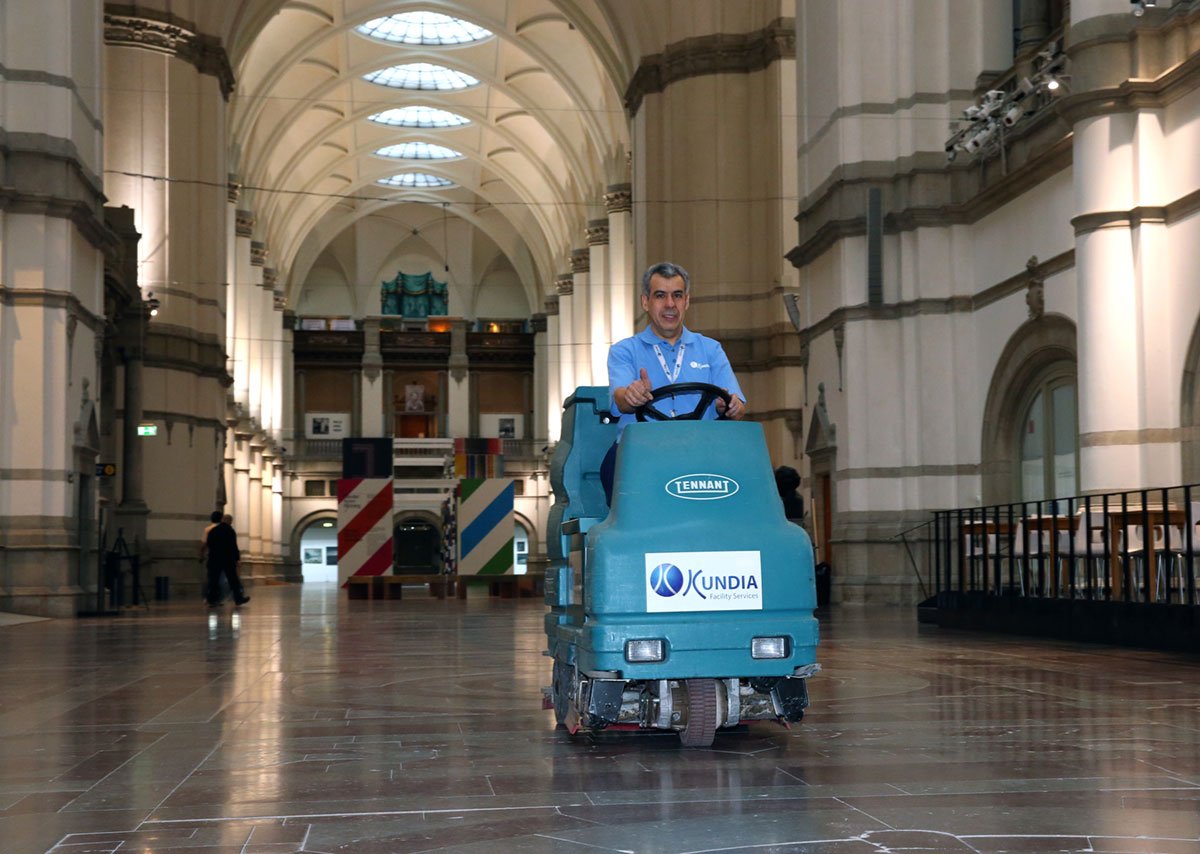 Jobba som lokalvårdare hos Kundia